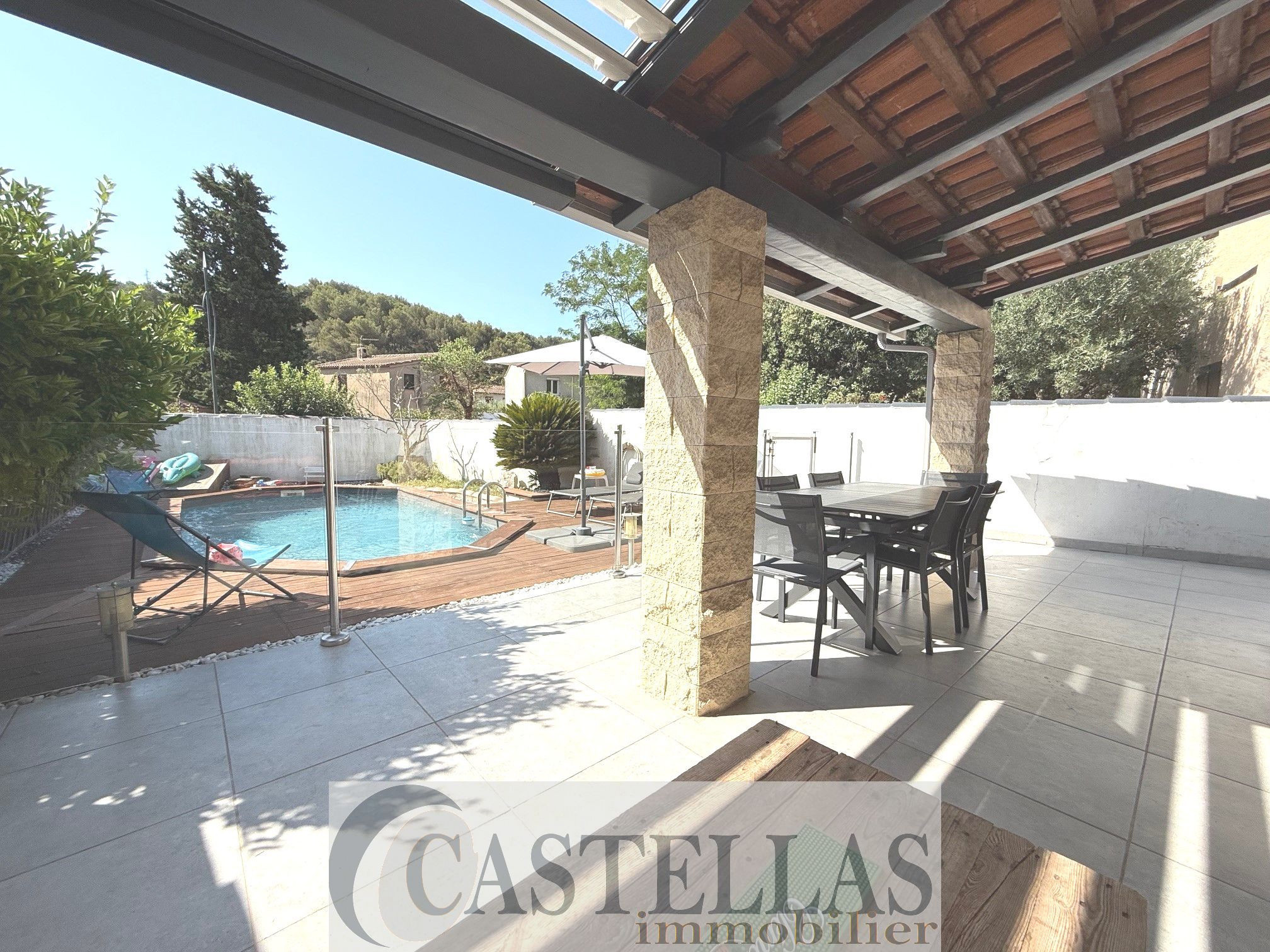 Agence immobilière de Castellas Immobilier Carnoux